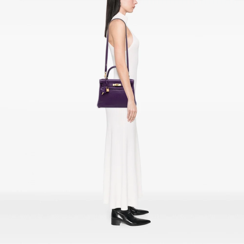 Pre-Loved Hermes Taurillon Clemence Kelly II Retourne 28